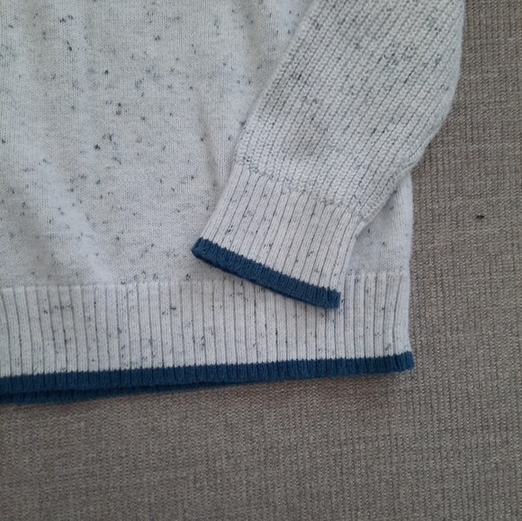 Toddler boys 4t sweater - Picture 2 of 4